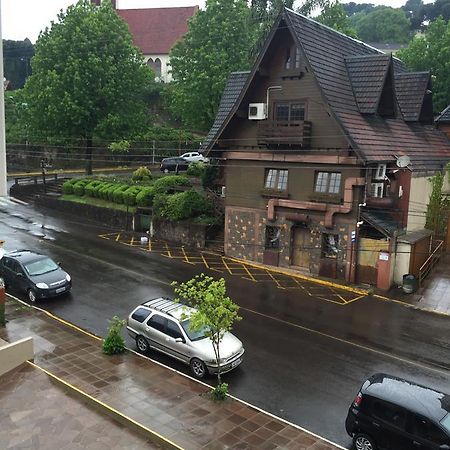 Res. Alcides Balzaretti Lägenhet Gramado Exteriör bild